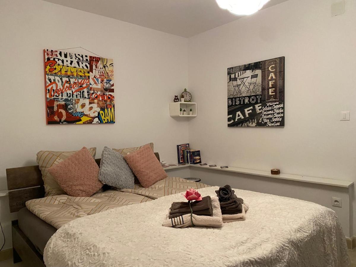 Apartment Paris Njivice Dış mekan fotoğraf